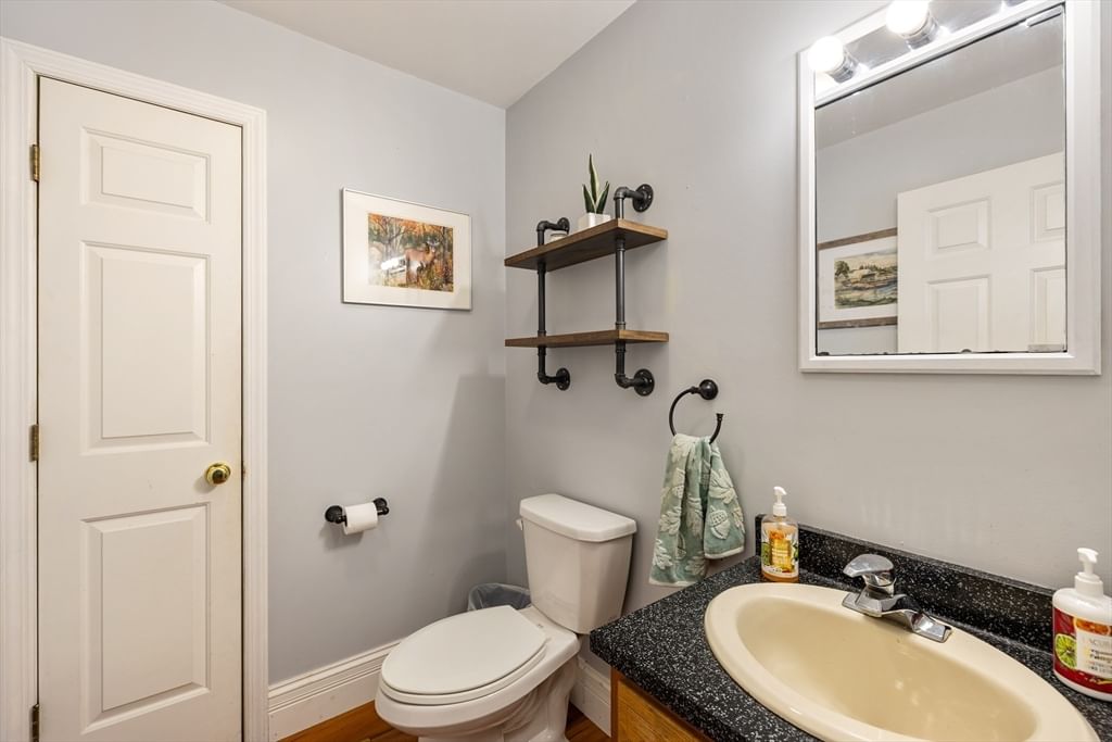171 Farm Pond Rd, Oakham, MA 01068 photo 5
