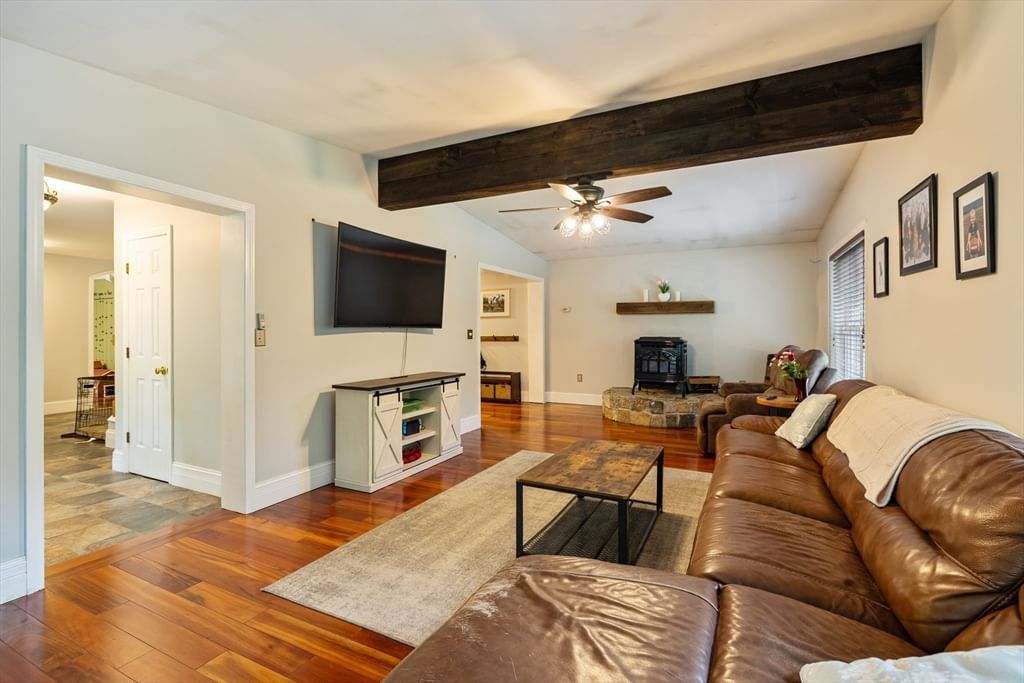 171 Farm Pond Rd, Oakham, MA 01068 photo 3