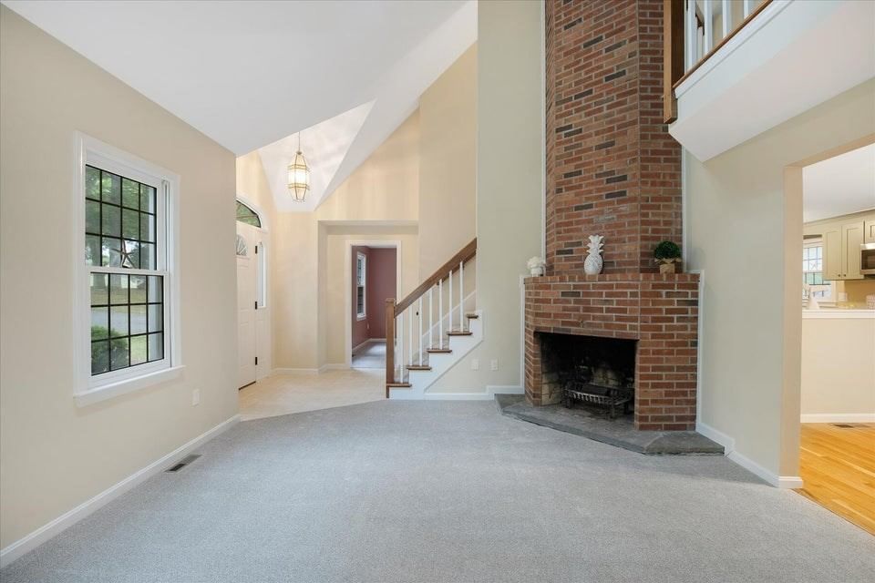 30 Currycomb Cir Barnstable — Photo 10 of 42