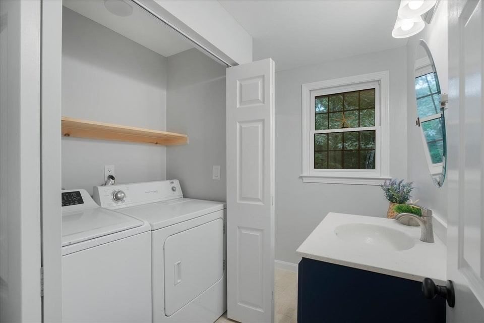 30 Currycomb Cir Barnstable — Photo 21 of 42