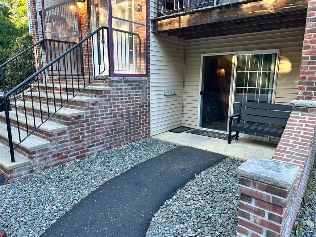 84 Cocasset St #B2 Foxboro — Photo 8 of 15