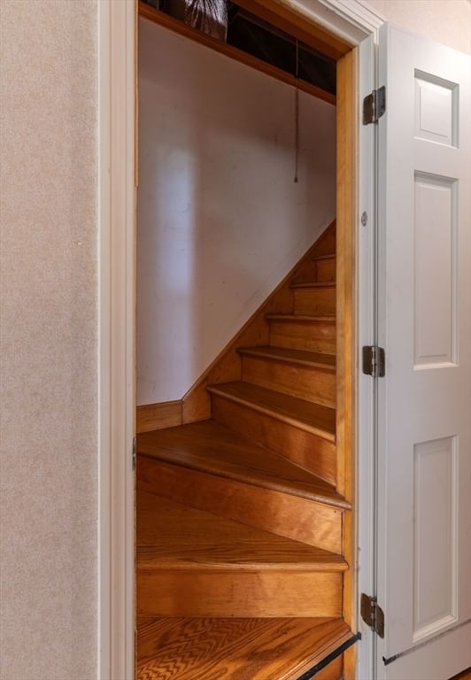 1196 Florence Rd Northampton — Photo 32 of 40