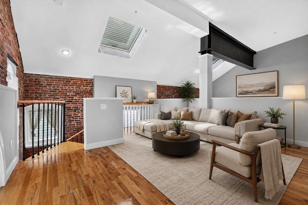 336 Saratoga St. #1 Boston — Photo 6 of 37