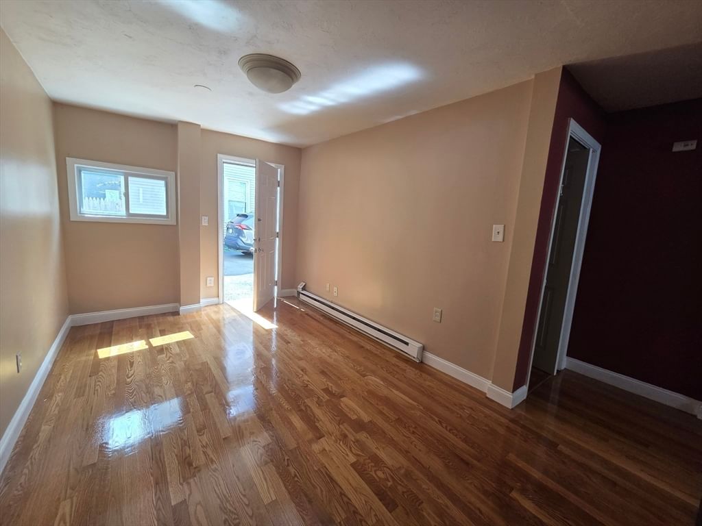 134 Boston St #1B Salem — Photo 9 of 14