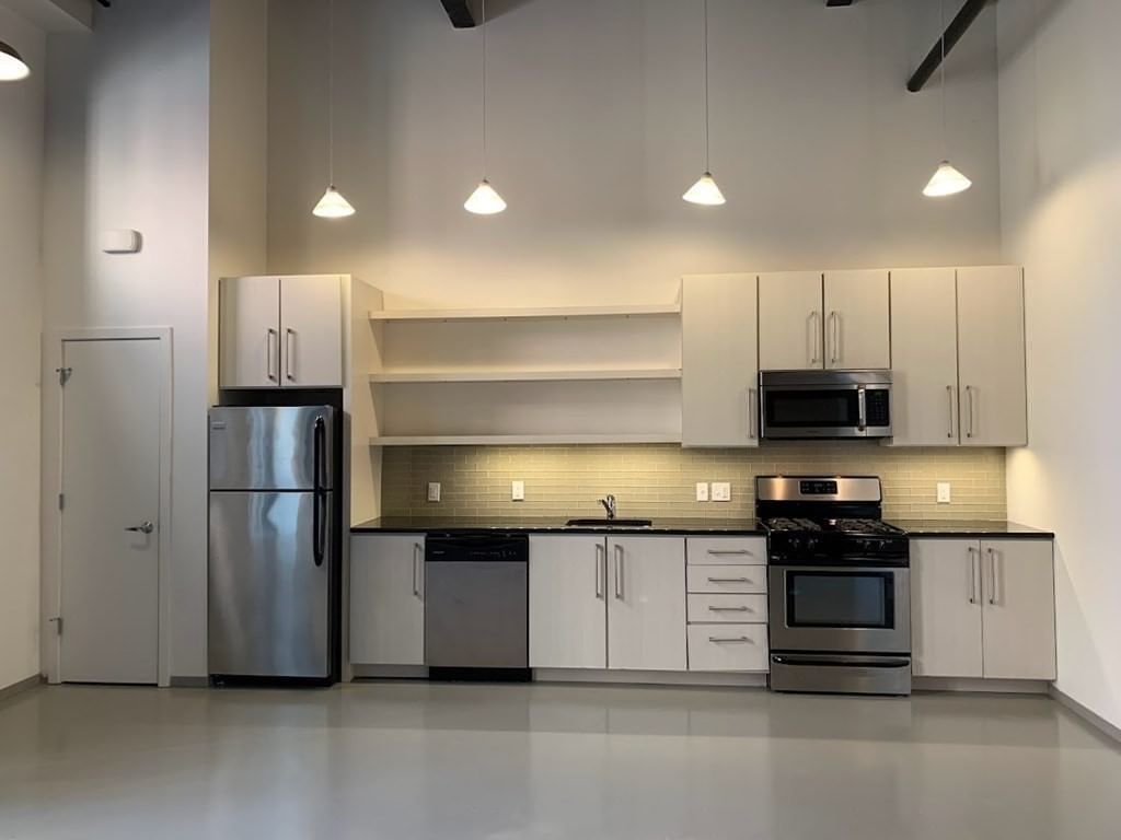 160 Water St #103, Williamstown, MA 01267 photo 2