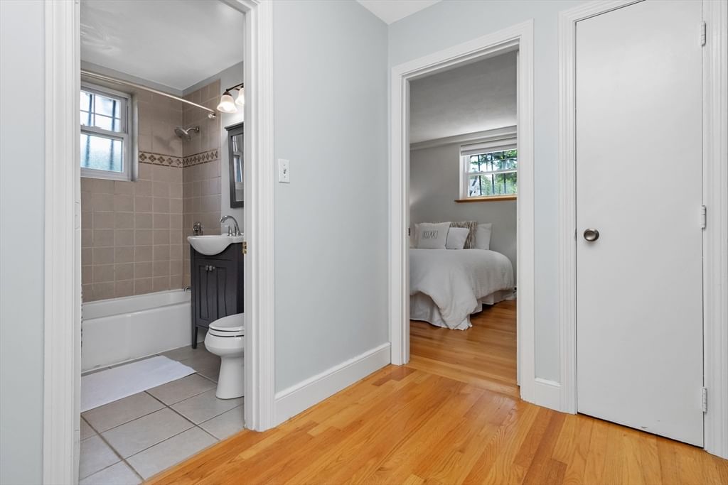 5 Walden St #2 Cambridge — Photo 11 of 15