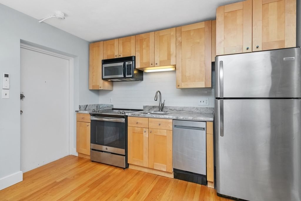 5 Walden St #2 Cambridge — Photo 9 of 15