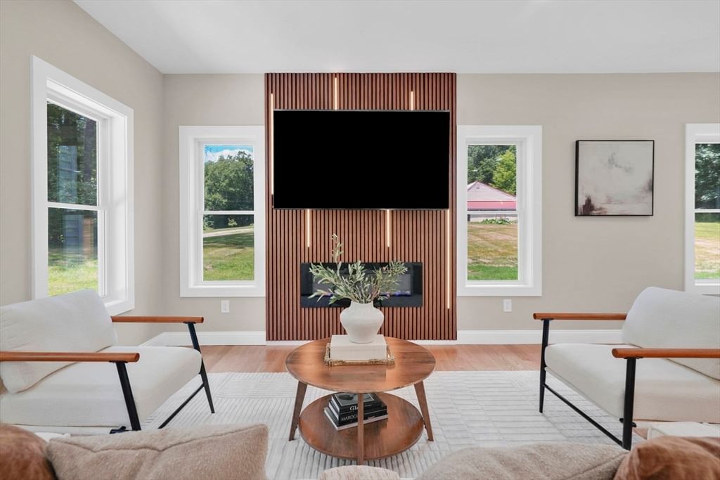 139 Middle Rd, Southampton, MA 01073 photo 3