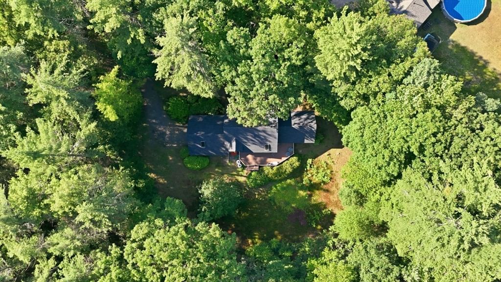 470 Montague Rd Sunderland — Photo 39 of 42