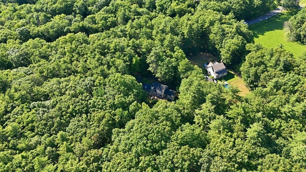 470 Montague Rd Sunderland — Photo 40 of 42