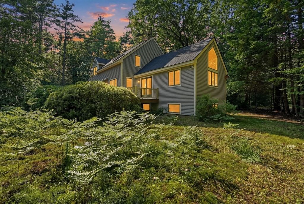 470 Montague Rd Sunderland — Photo 42 of 42