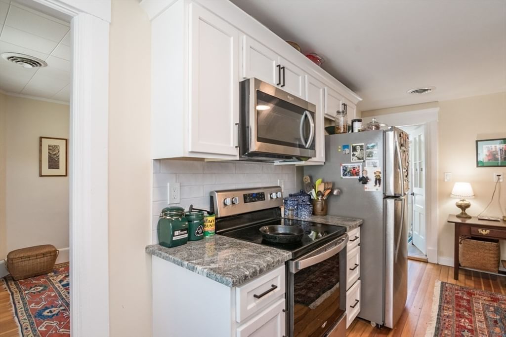 180 State Street #B Northampton — Photo 8 of 28