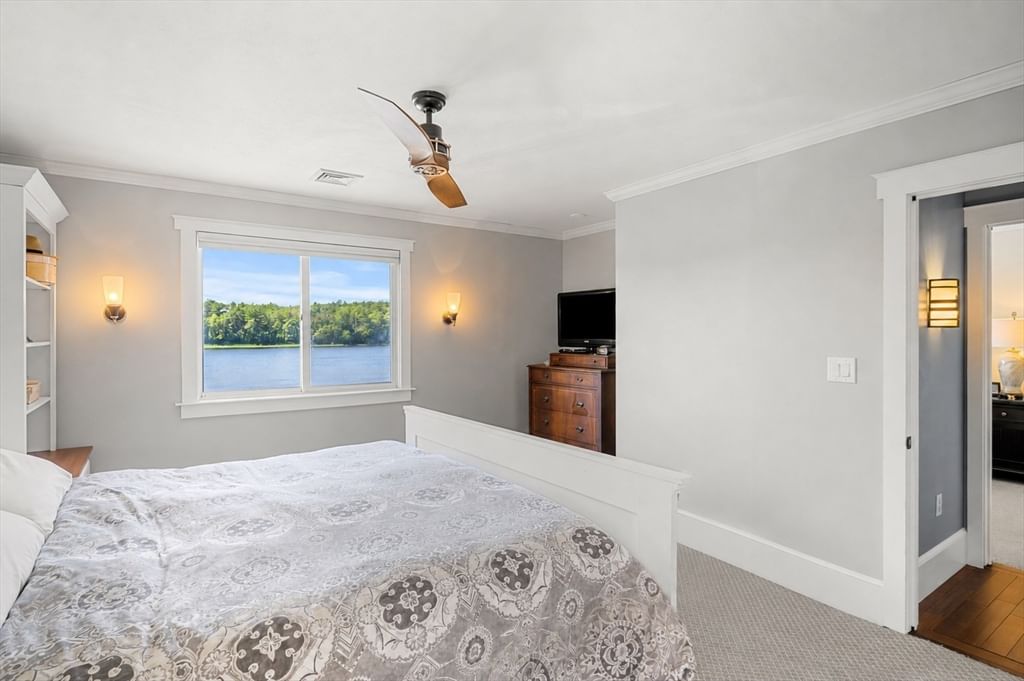 425 Main St Amesbury — Photo 11 of 42