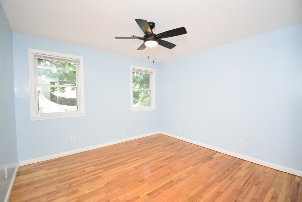 302 Lake Street Shrewsbury — Photo 11 of 42
