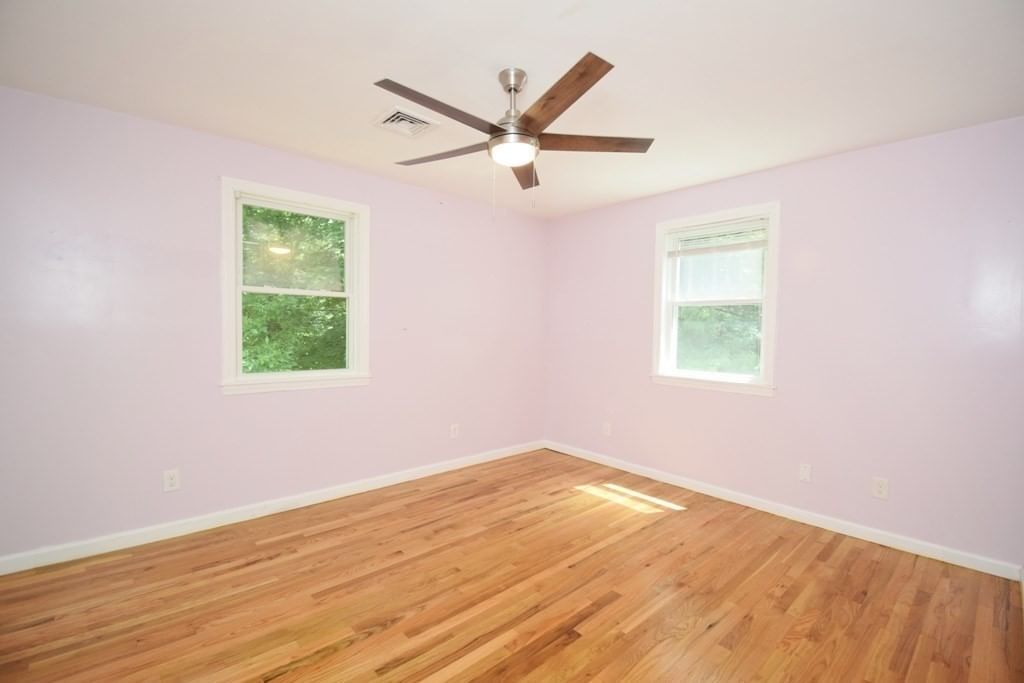 302 Lake Street Shrewsbury — Photo 17 of 42