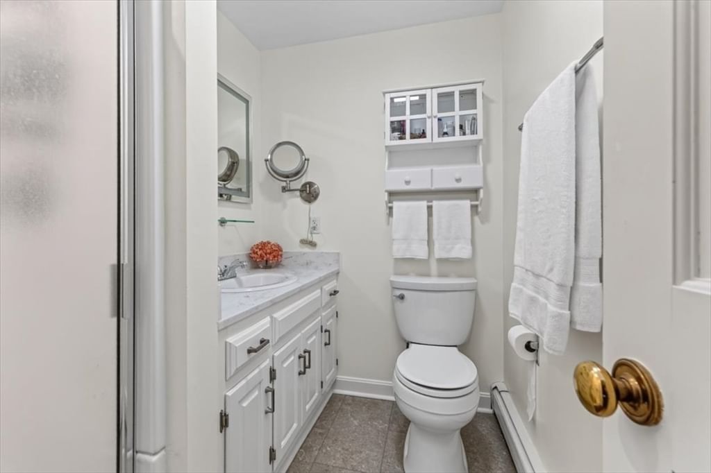 6 Blackhorse Ln Hingham — Photo 21 of 35