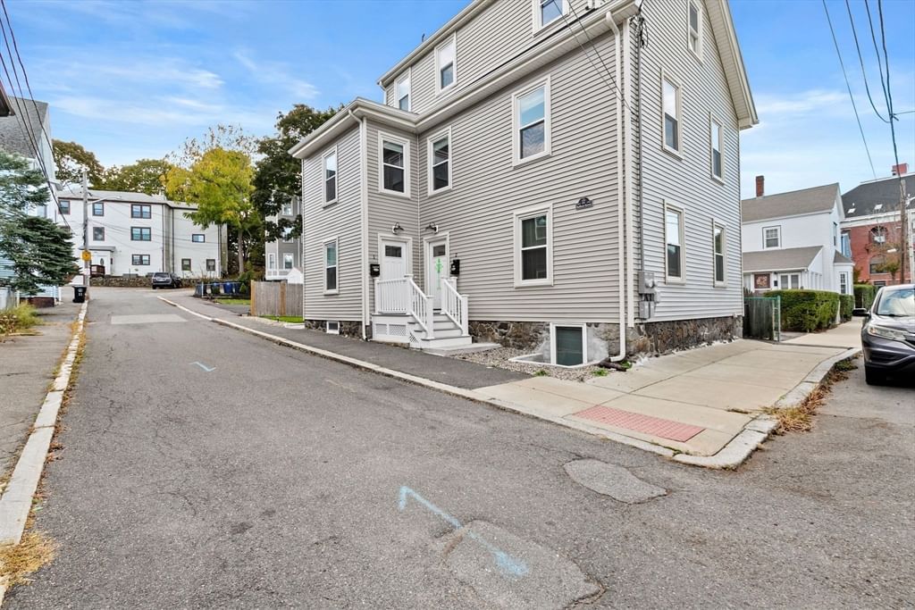 57 Buffum St #1 Salem — Photo 38 of 42