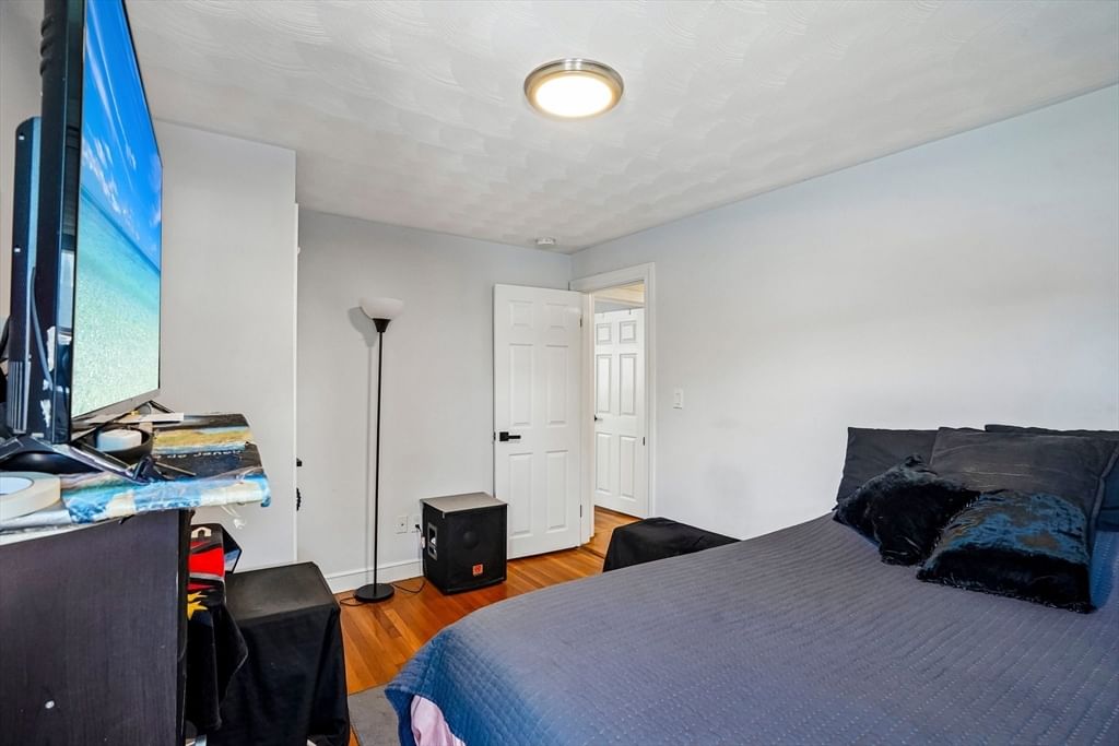 109 Broadsound Ave Revere — Photo 34 of 41