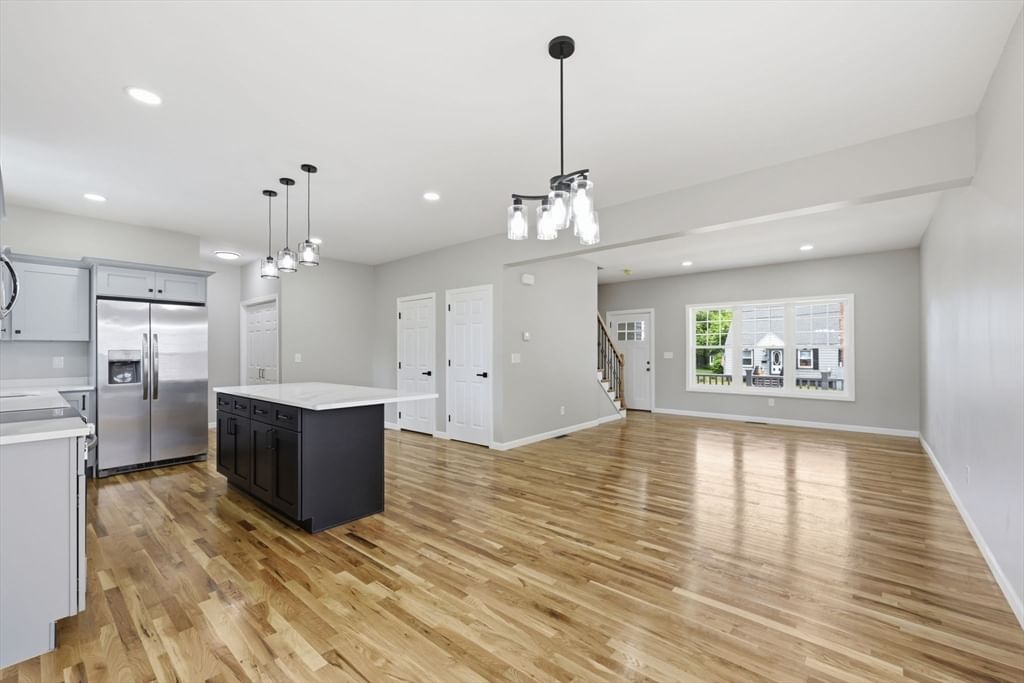 30 Goldenrod Springfield — Photo 12 of 38