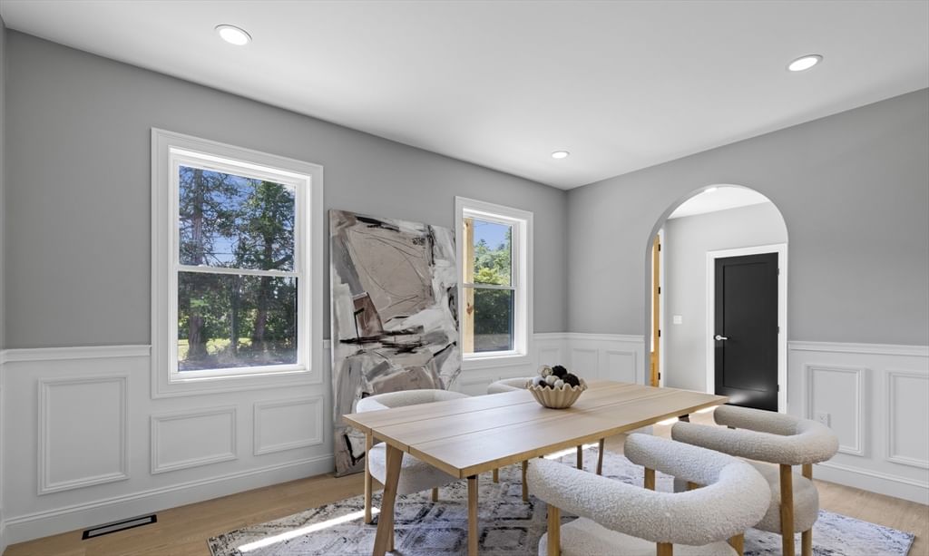 91 Howard St Easton — Photo 12 of 41