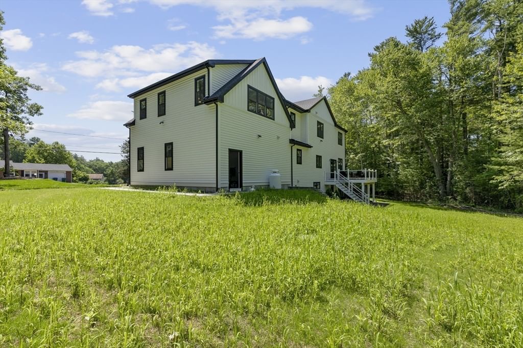 91 Howard St Easton — Photo 39 of 41