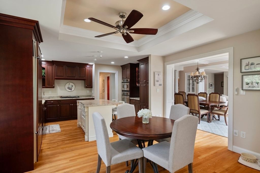 45 Clubhouse Drive Hingham — Photo 12 of 29