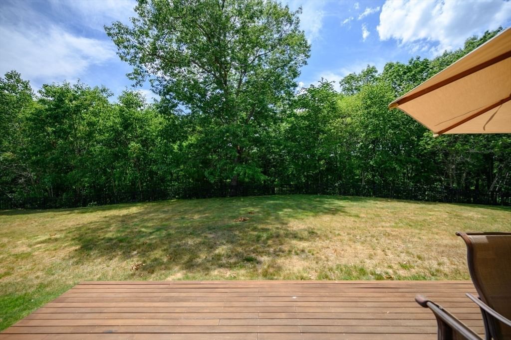 45 Clubhouse Drive Hingham — Photo 24 of 29