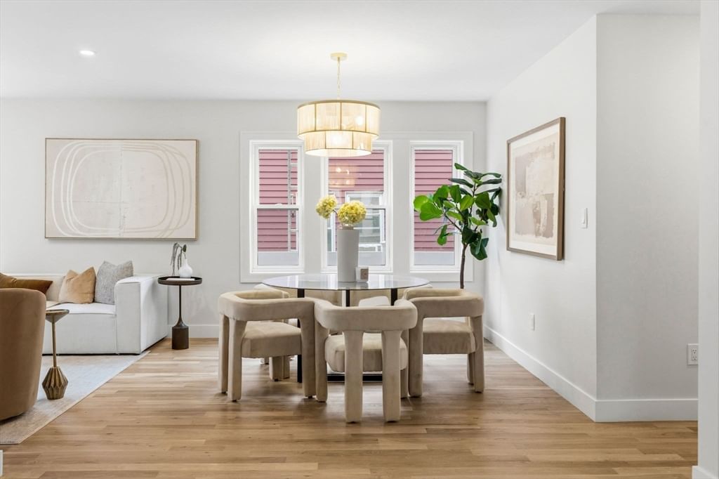 34 Governor Winthrop Rd #1 Somerville — Photo 12 of 35