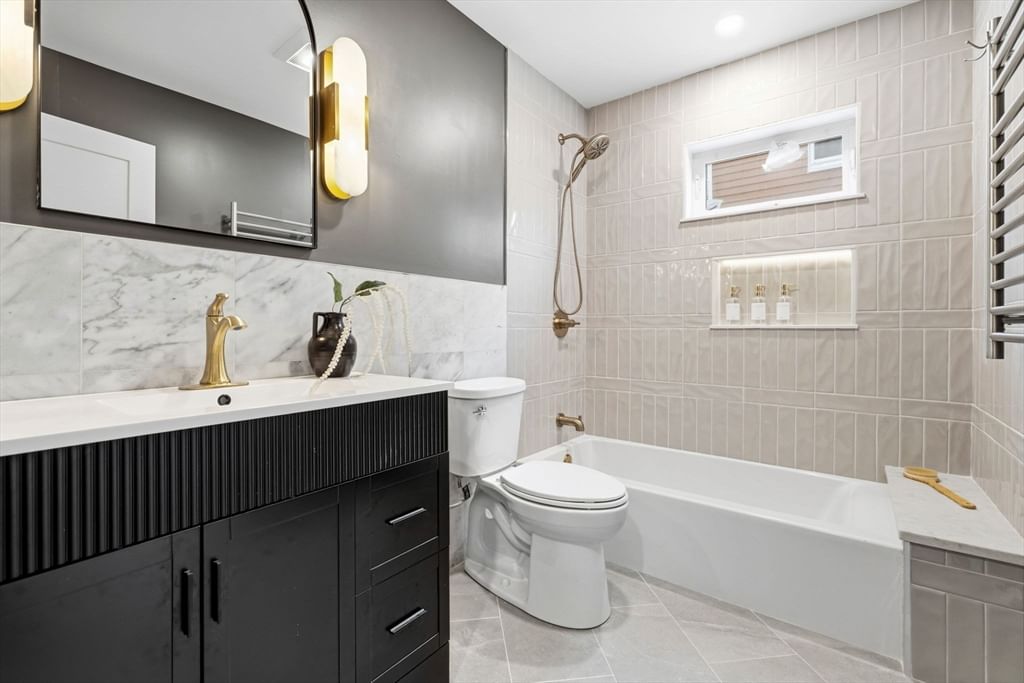 34 Governor Winthrop Rd #1 Somerville — Photo 13 of 35