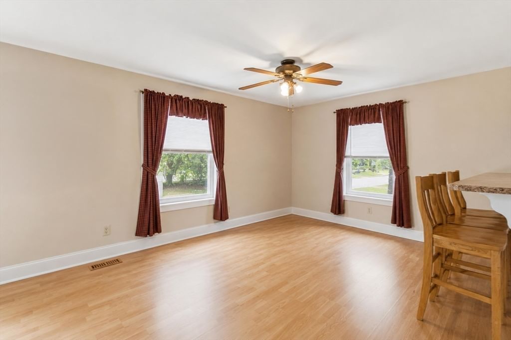 14 Highland Ave Taunton — Photo 8 of 33