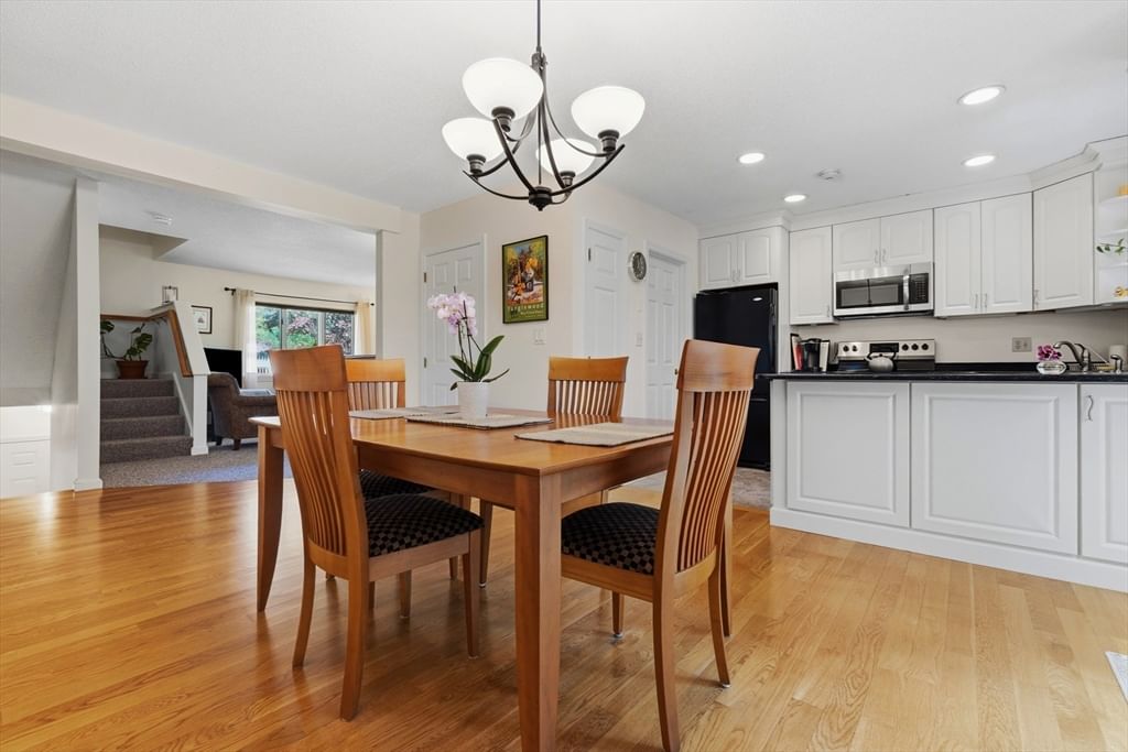 305 Salem St #312 Woburn — Photo 11 of 39
