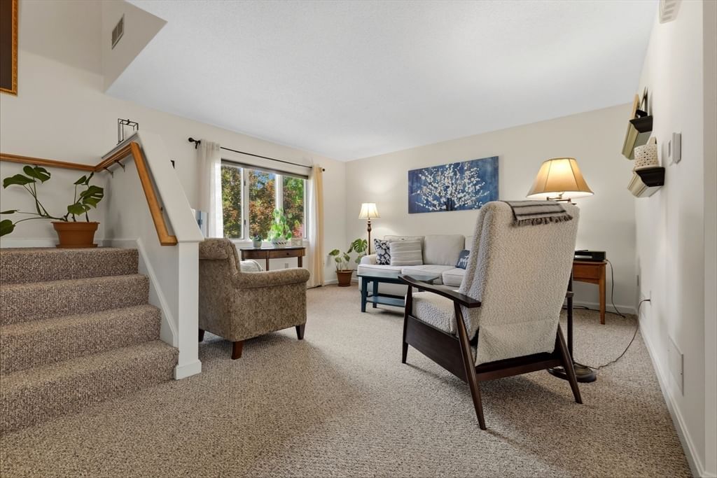 305 Salem St #312 Woburn — Photo 13 of 39