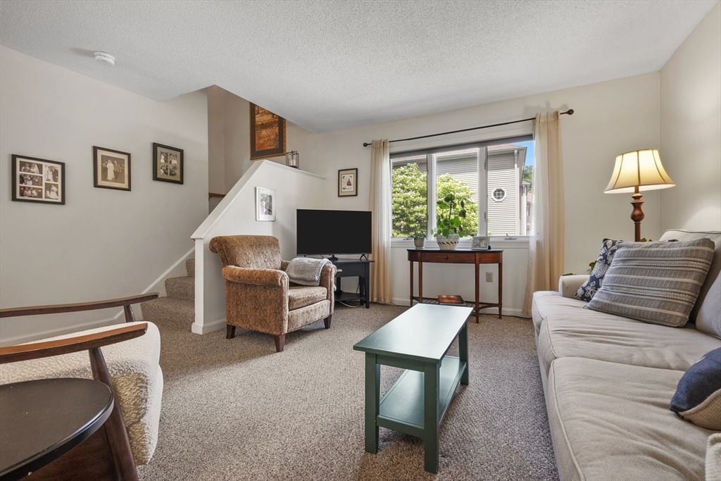 305 Salem St #312 Woburn — Photo 15 of 39
