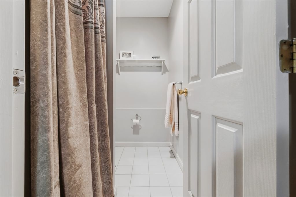 305 Salem St #312 Woburn — Photo 32 of 39