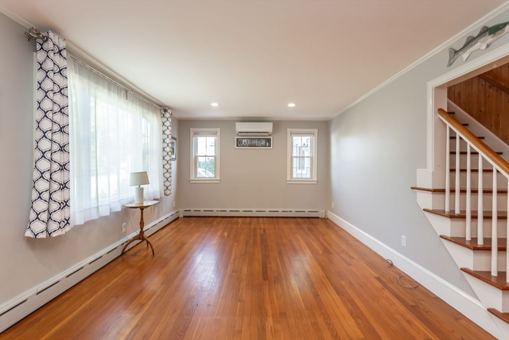 20 Rogers ST, Fairhaven, MA Photo #9