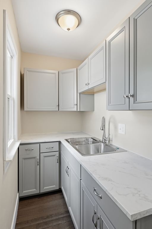 53 Devens St Springfield — Photo 17 of 40