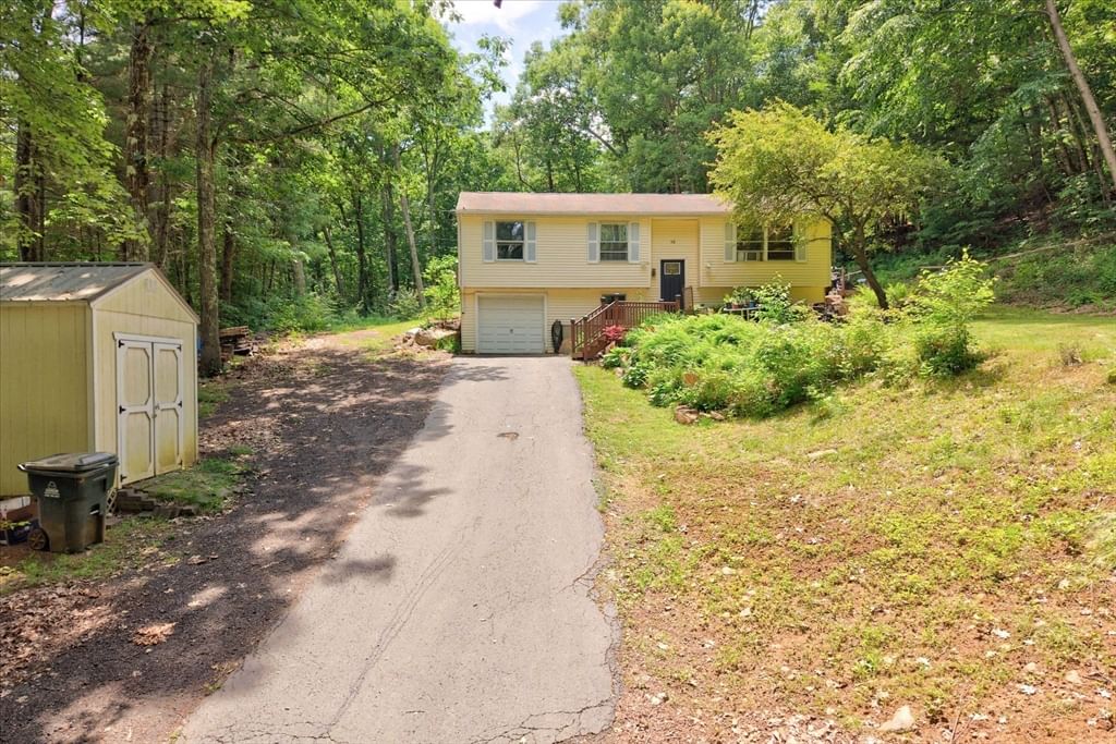 50 Monson Rd, Wales, MA 01081 photo 5