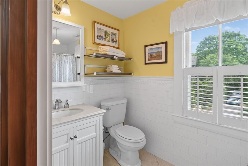 30 Daggett Avenue, Tisbury, MA 02568 photo 5