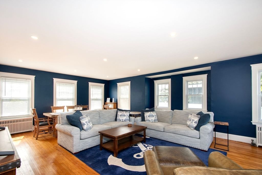 90 Shore Avenue Quincy — Photo 21 of 38