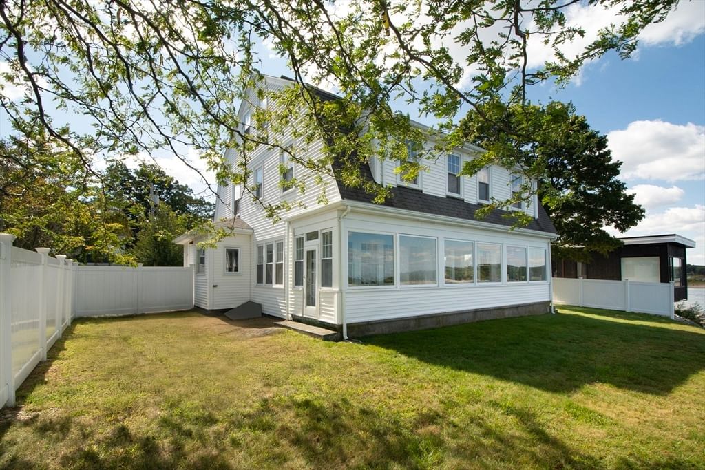 90 Shore Avenue Quincy — Photo 8 of 38