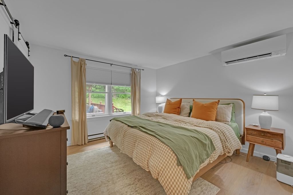 850 North Rd, Hardwick, MA 01037 photo 4