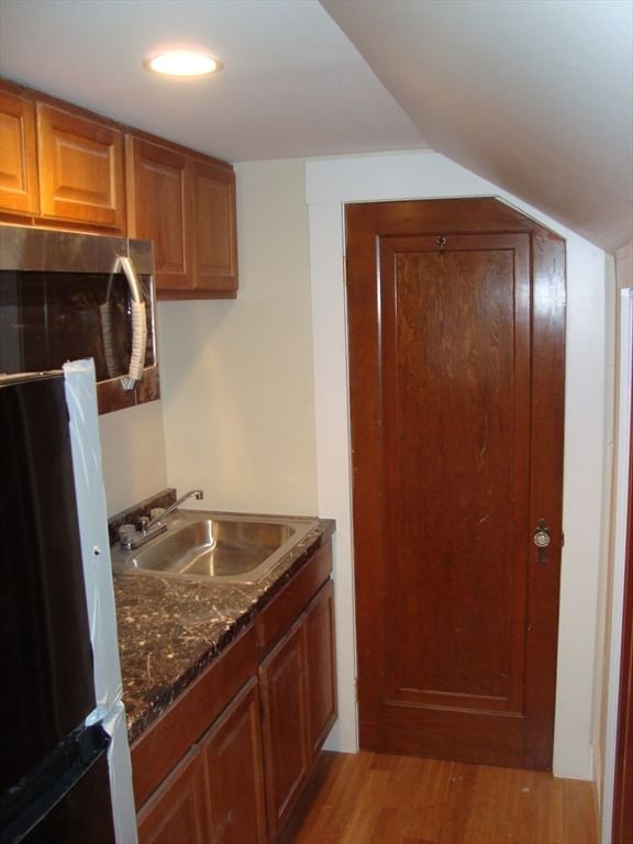 249 Loring Ave Salem — Photo 21 of 21