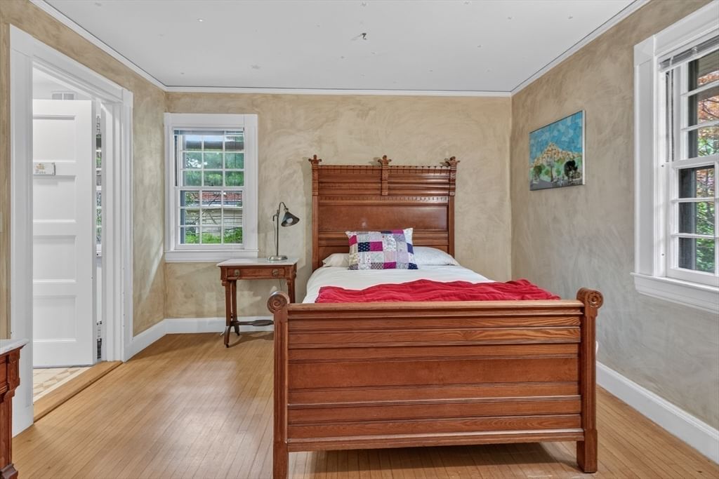 231 Waverley Ave Newton — Photo 21 of 35