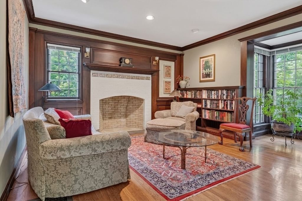 231 Waverley Ave Newton — Photo 8 of 35