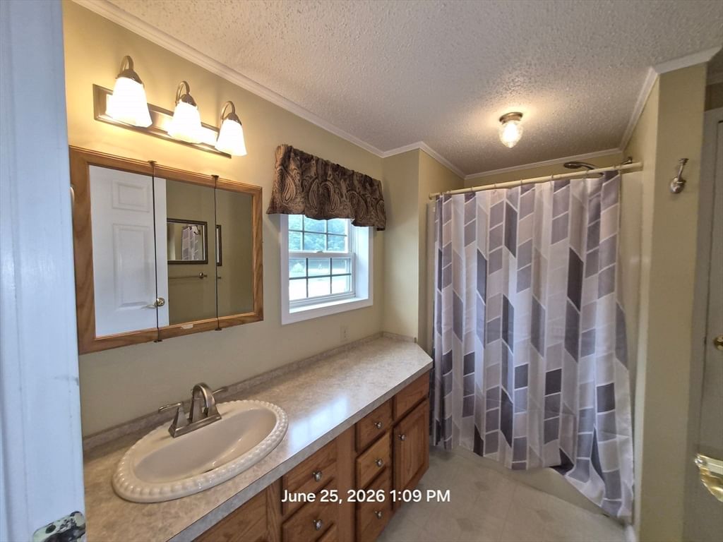 5 Fox Run, Brookfield, MA 01506 photo 4
