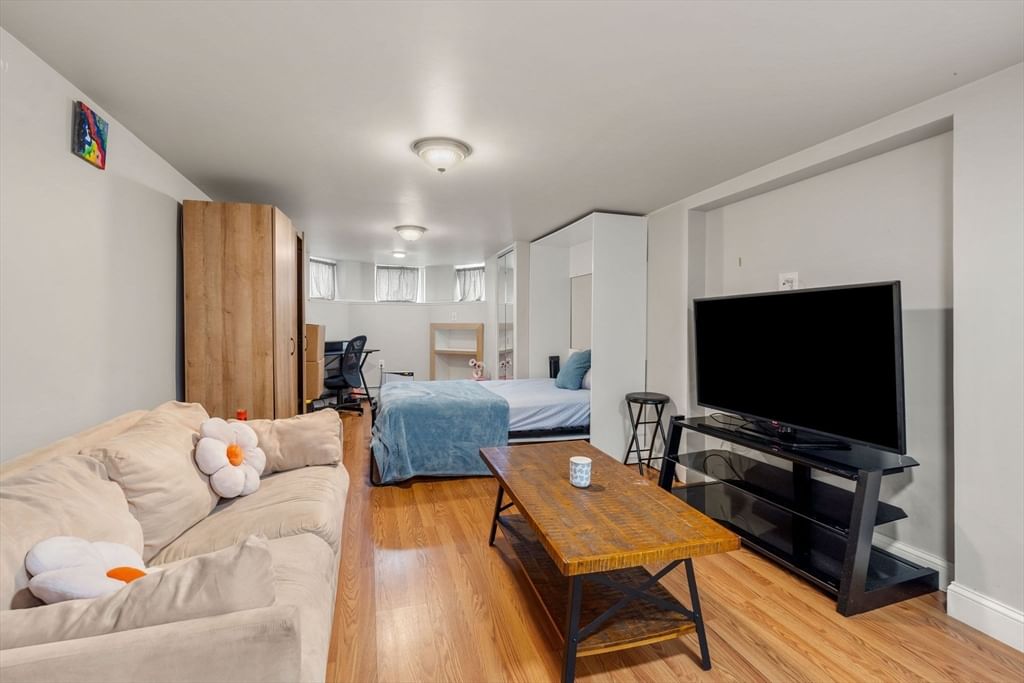 16 Perrin St Boston — Photo 24 of 37