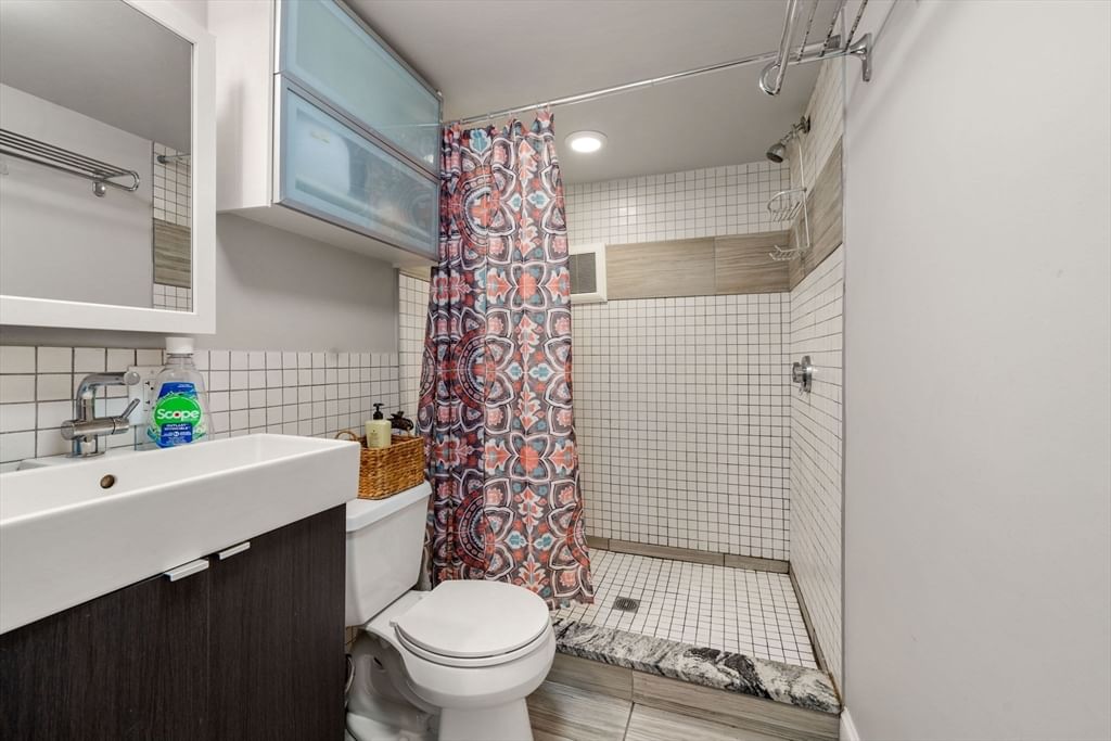16 Perrin St Boston — Photo 27 of 37