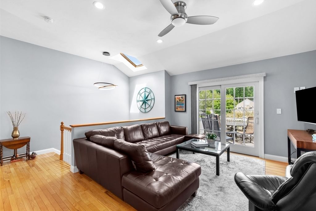 235 Carver Rd #3 Plymouth — Photo 14 of 32