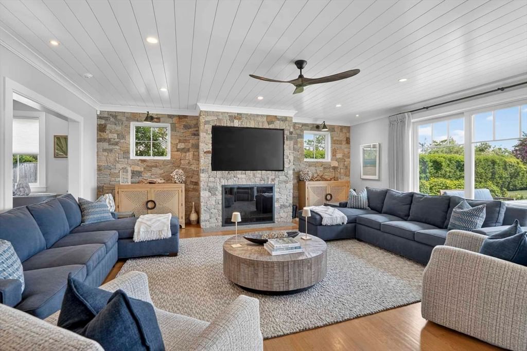 17 Katama Point, Edgartown, MA 02539 photo 3