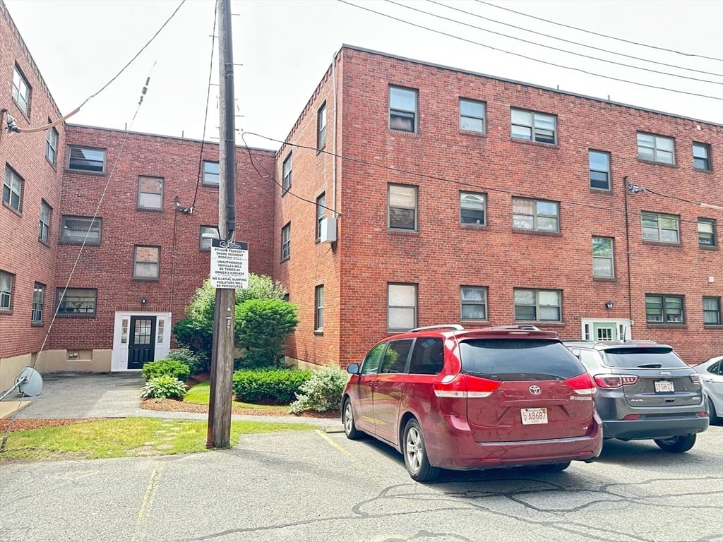 101 Nahant St #3 Lynn — Photo 5 of 24